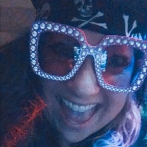 Meet your Posher, Kerry jo